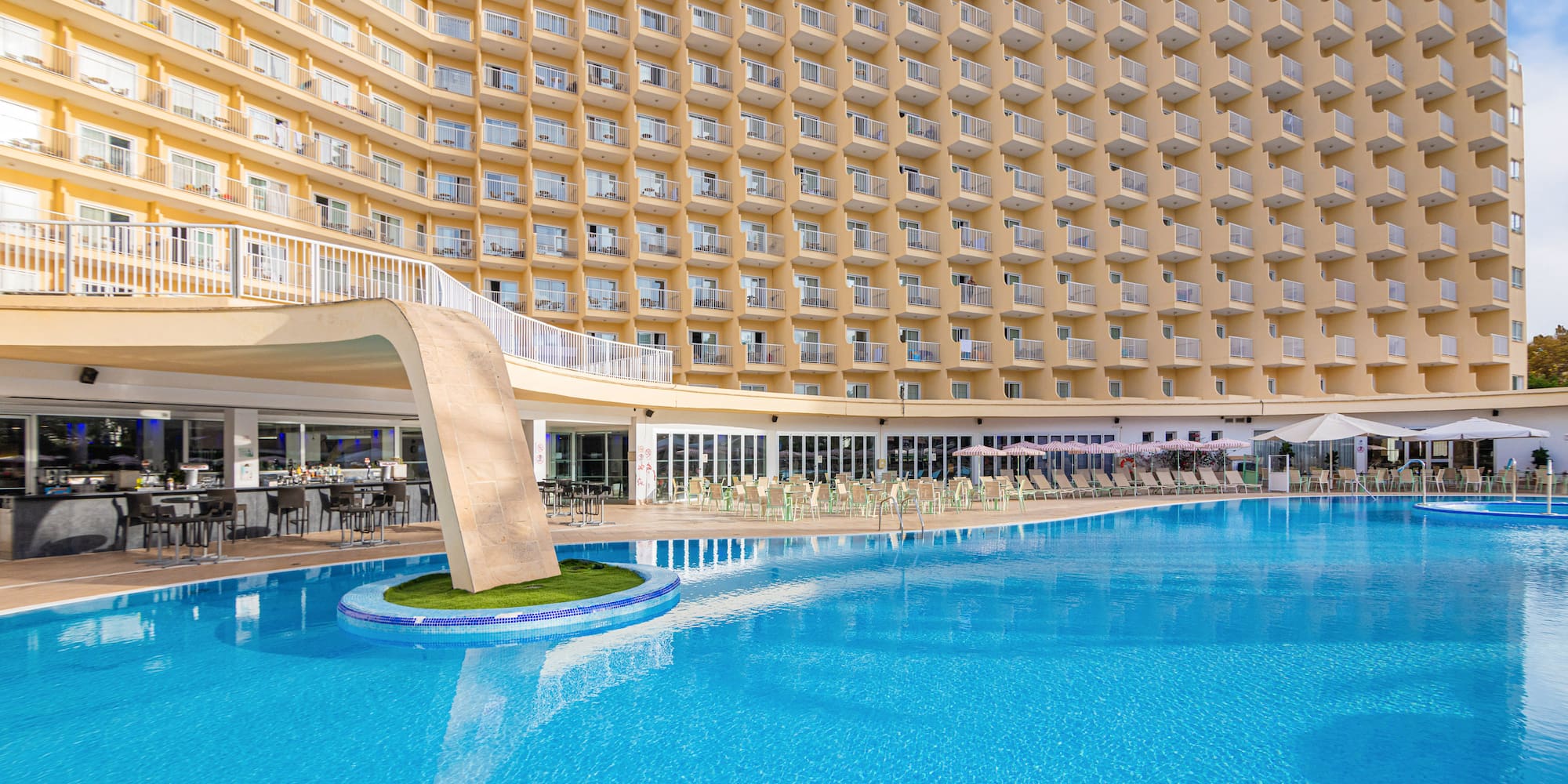 a building with many windows