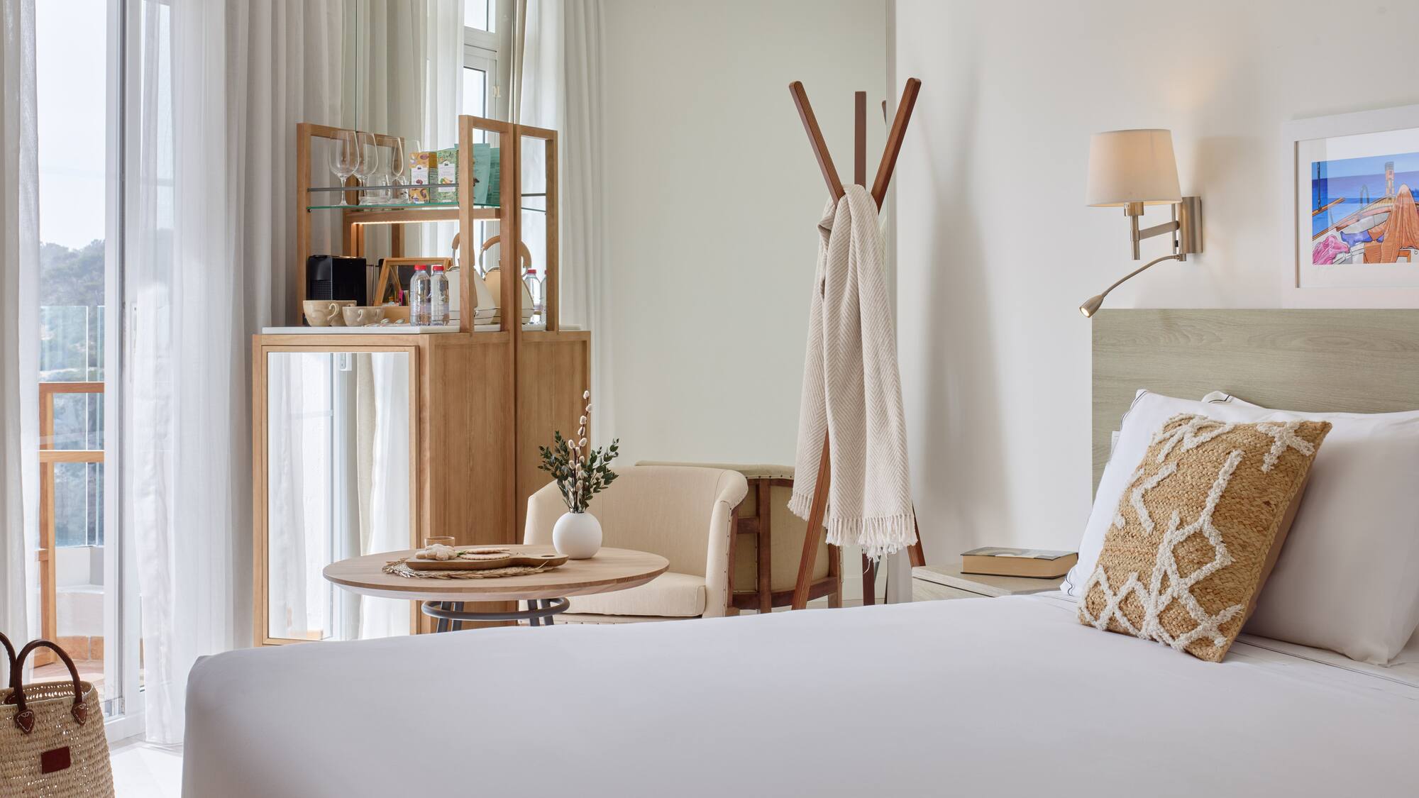 a room with a bed and a table