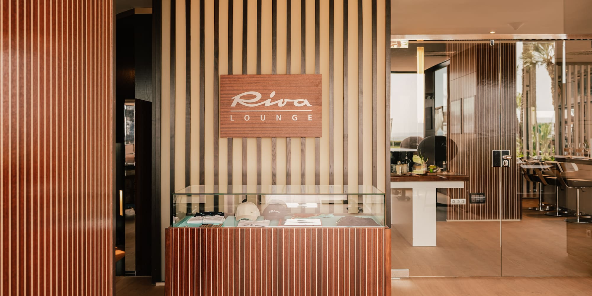 a glass case in front of a store