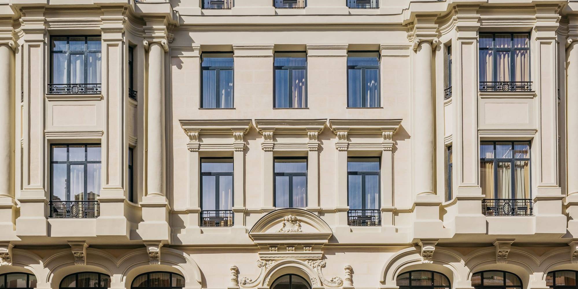 a building with many windows