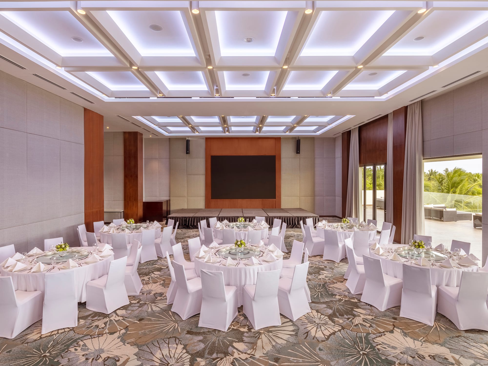 a room with tables and chairs