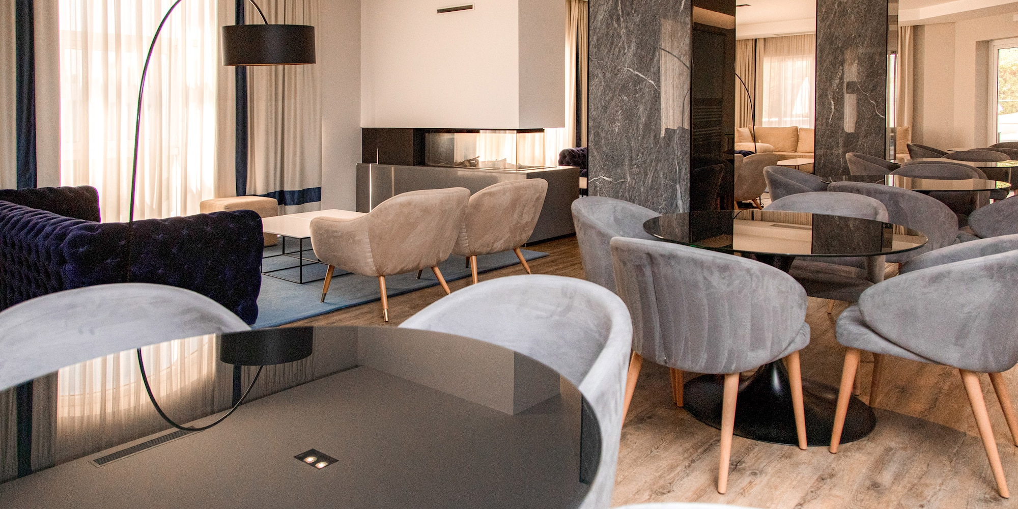 a room with a table and chairs