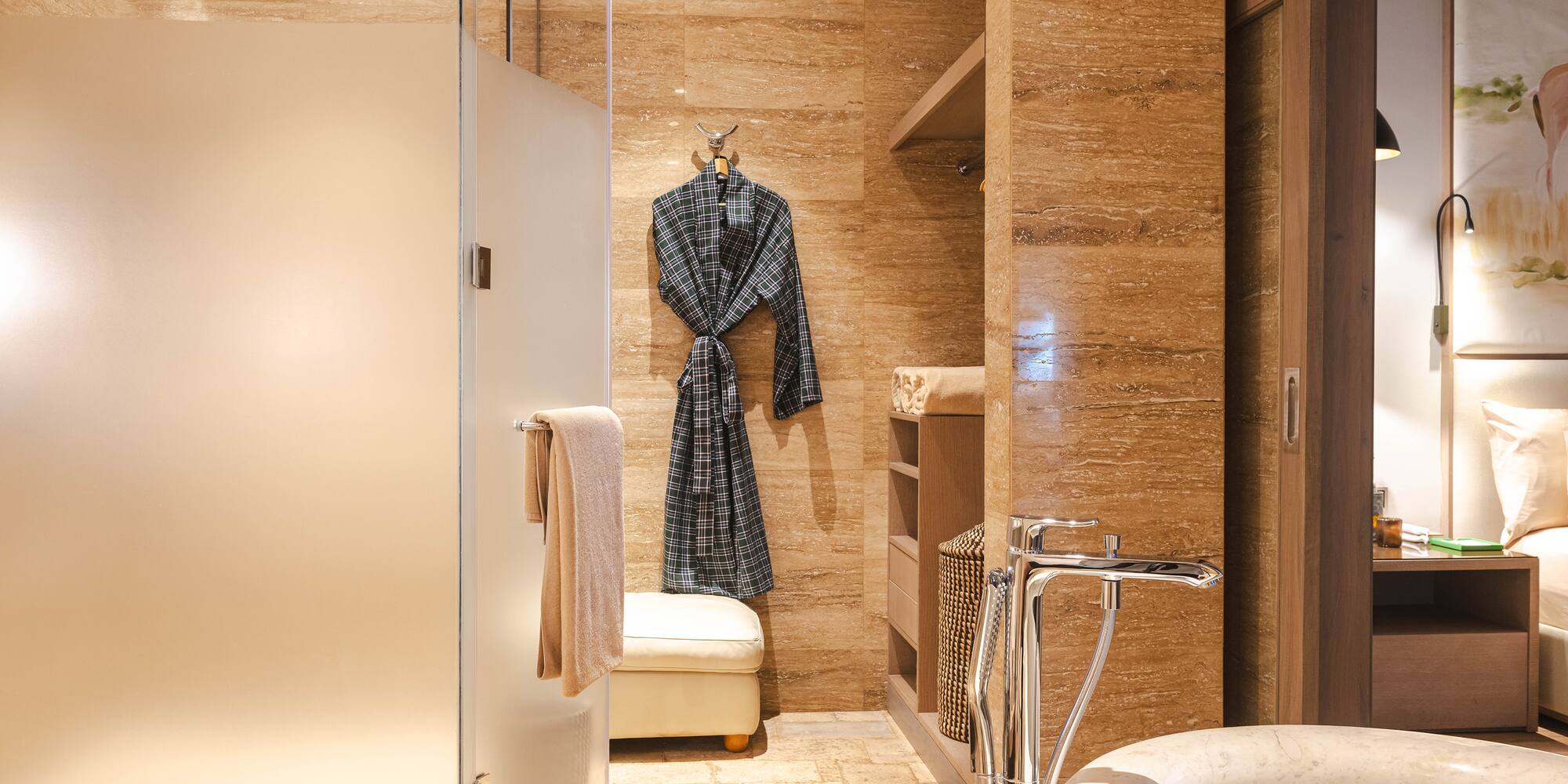 a bathroom with a bathtub and bathtub