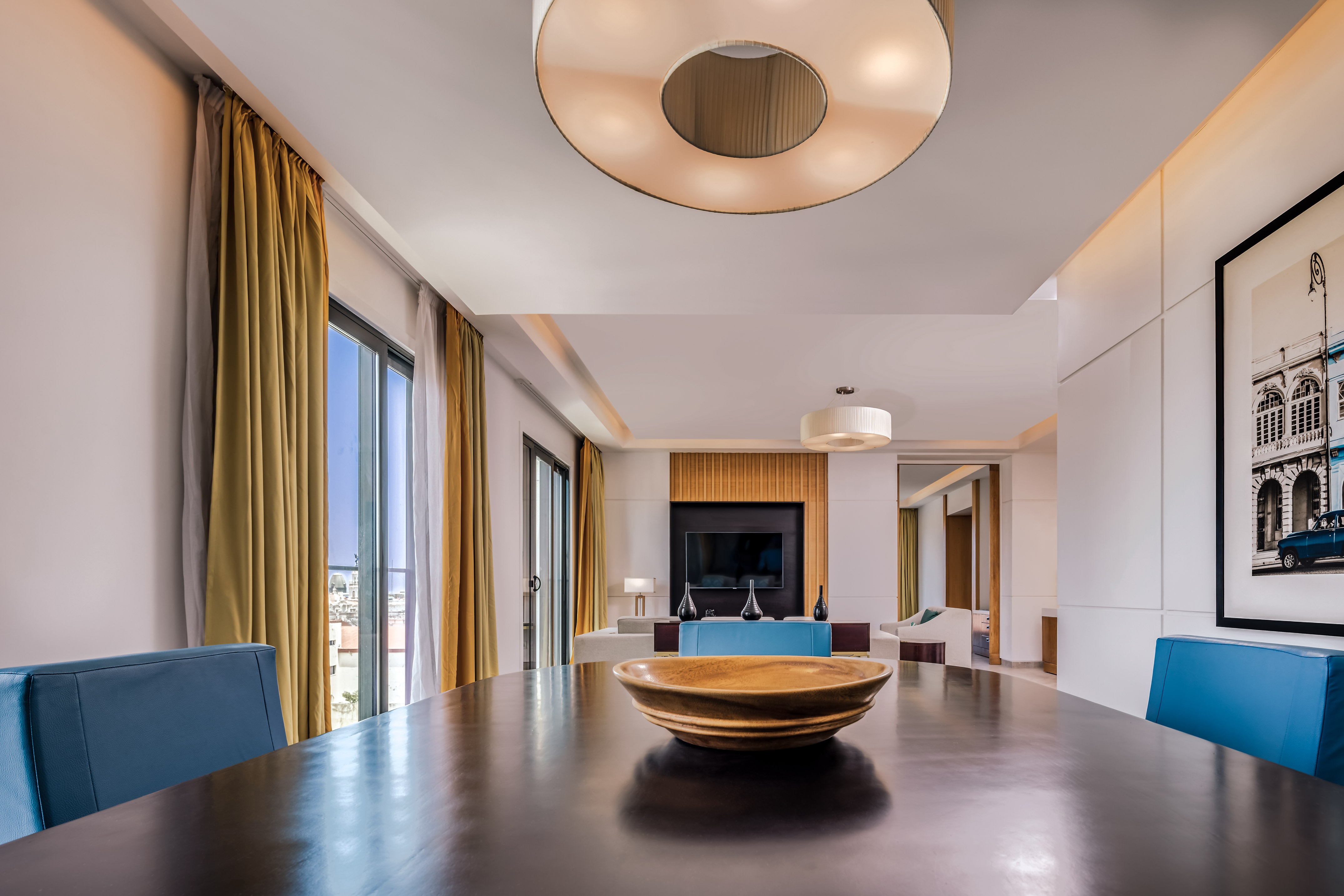 a room with a bowl on a table