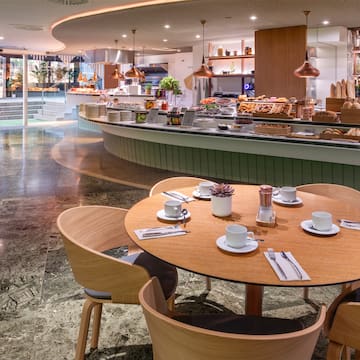 a restaurant with a counter and a large counter