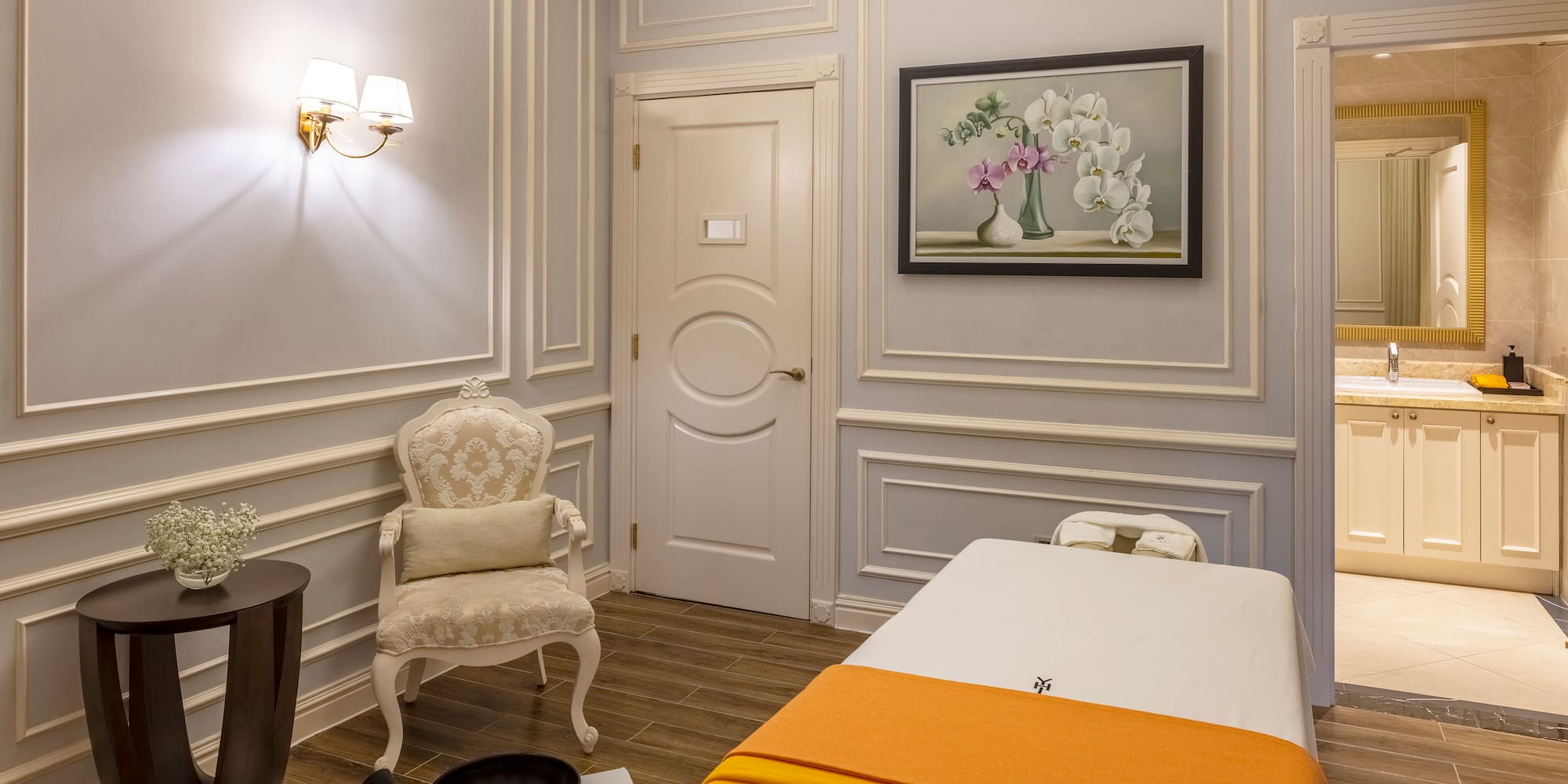 a room with a table and chair