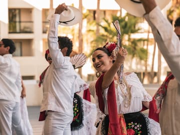 a group of people dancing