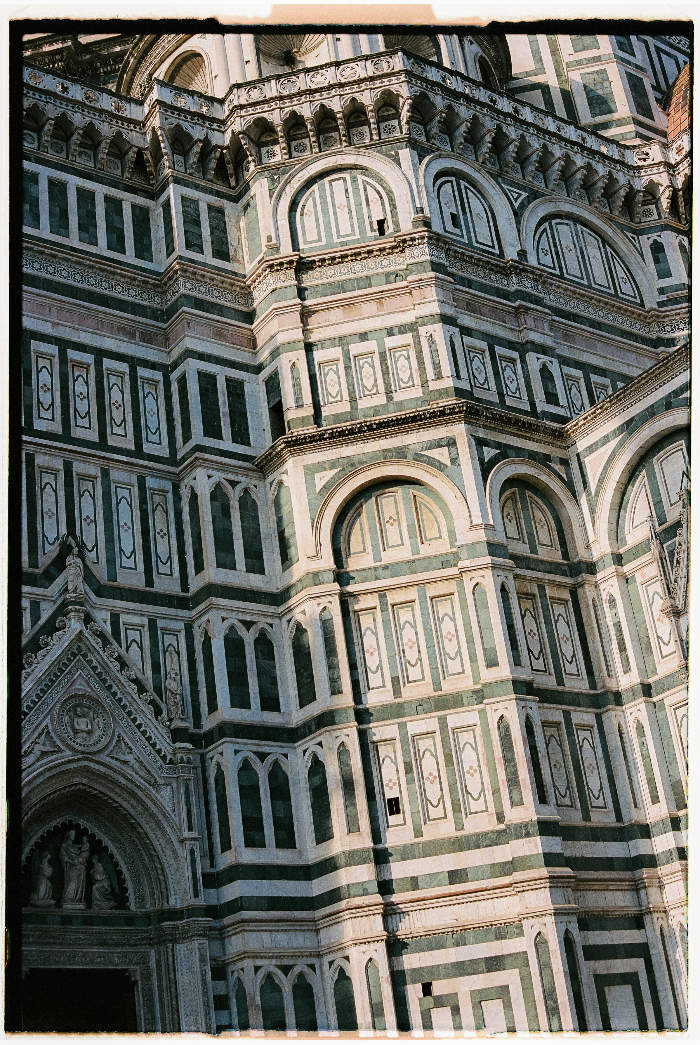 a large building with many windows