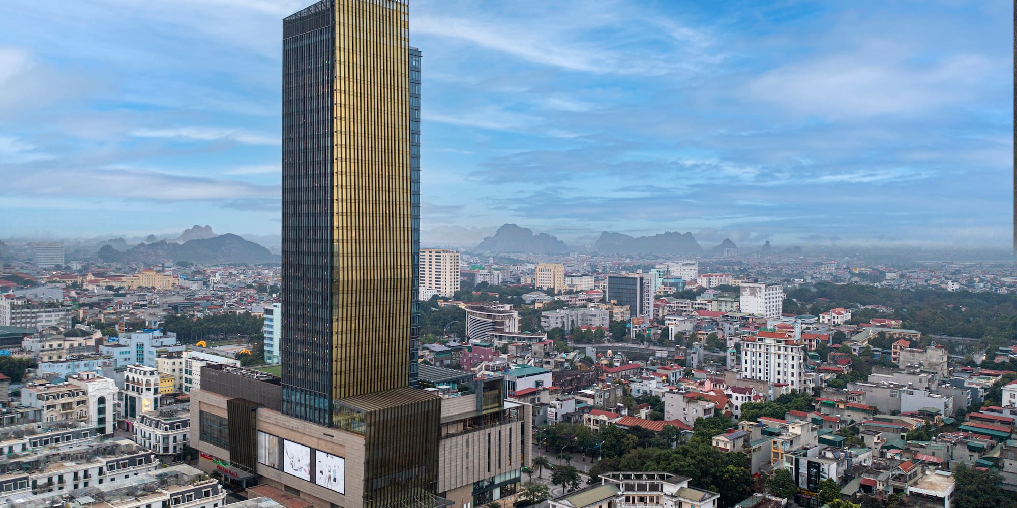 a tall building in a city