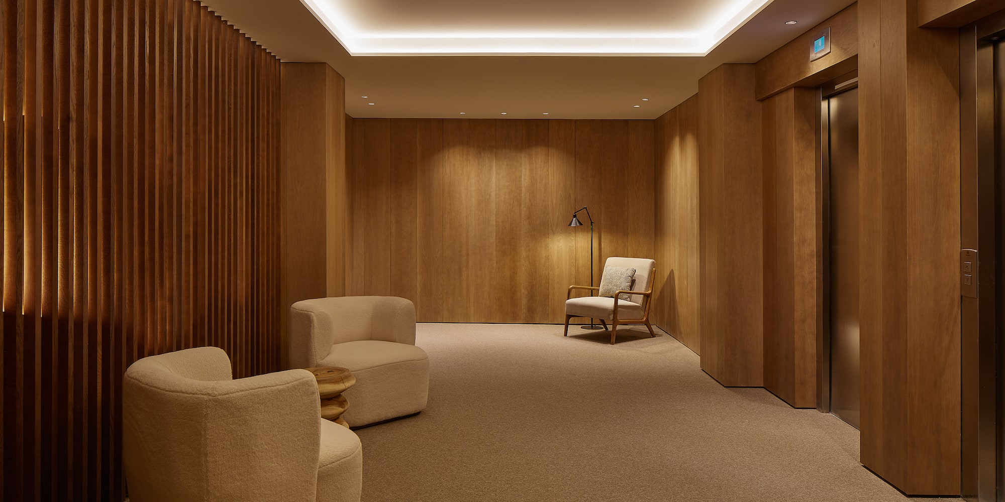 a room with chairs and a lift