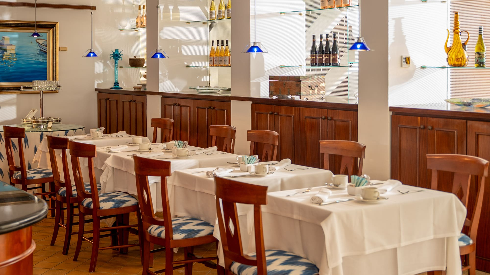 a room with tables and chairs