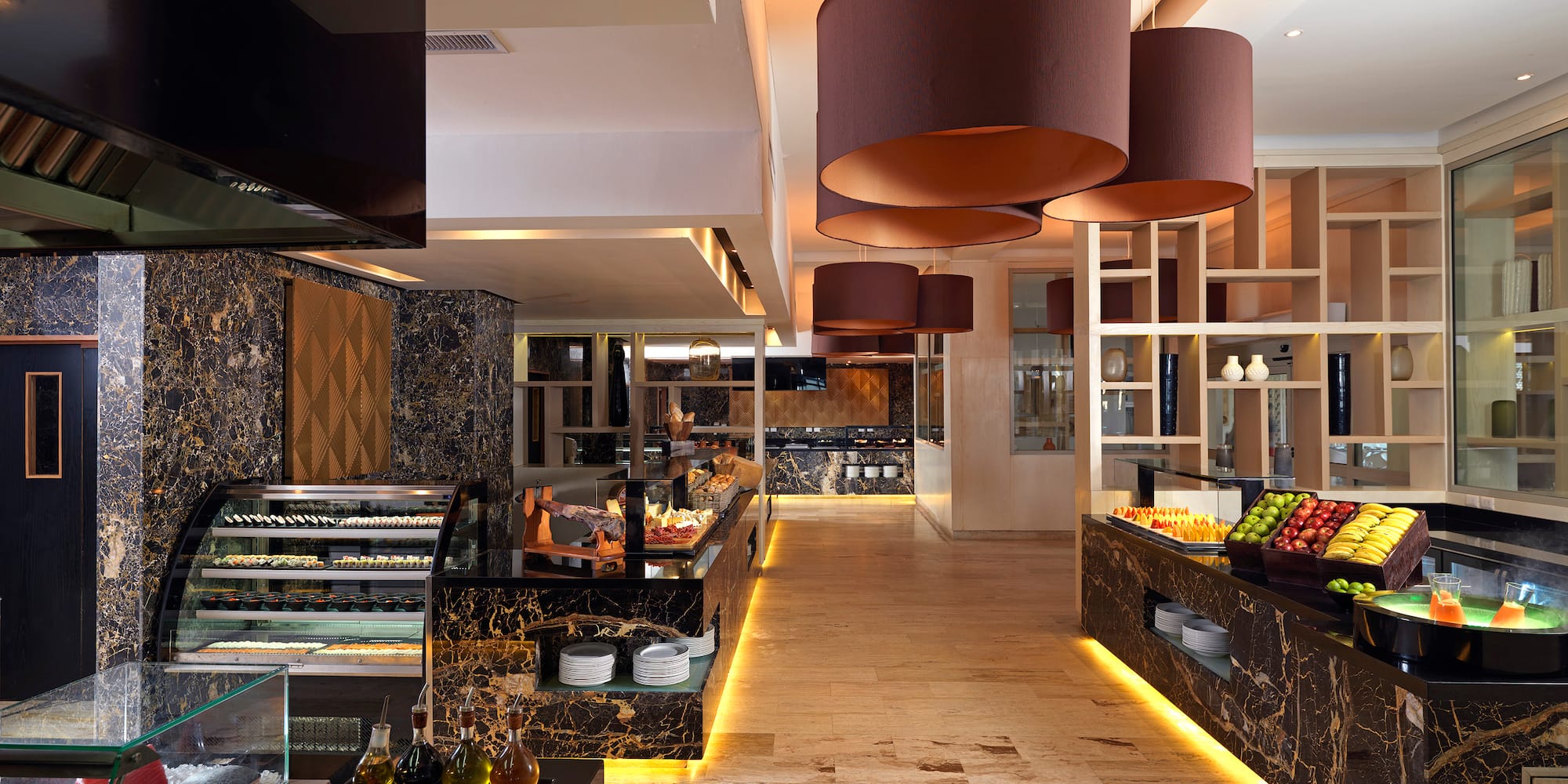 a food court with a variety of fruits