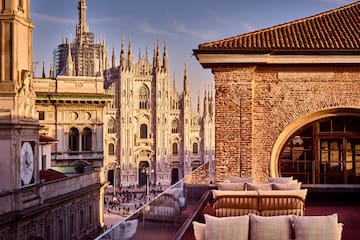 Rooftop with views of the Duomo