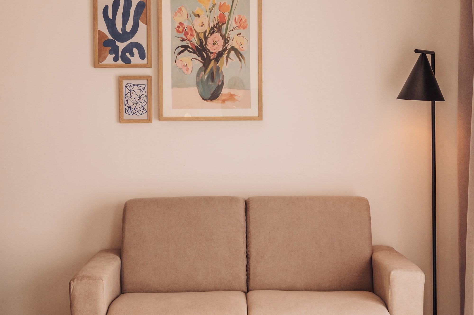 a couch and a lamp in a room