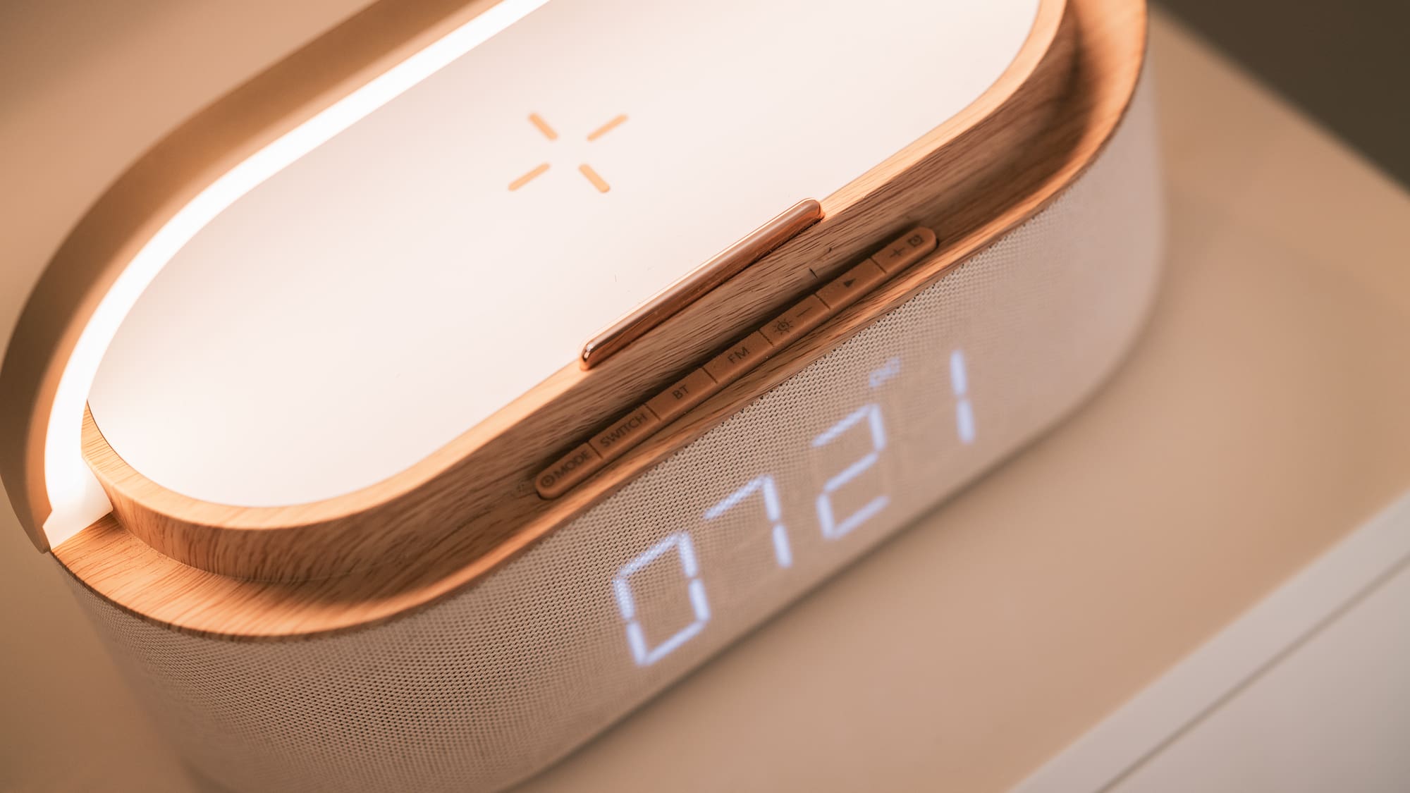 Bluetooth speaker and clock