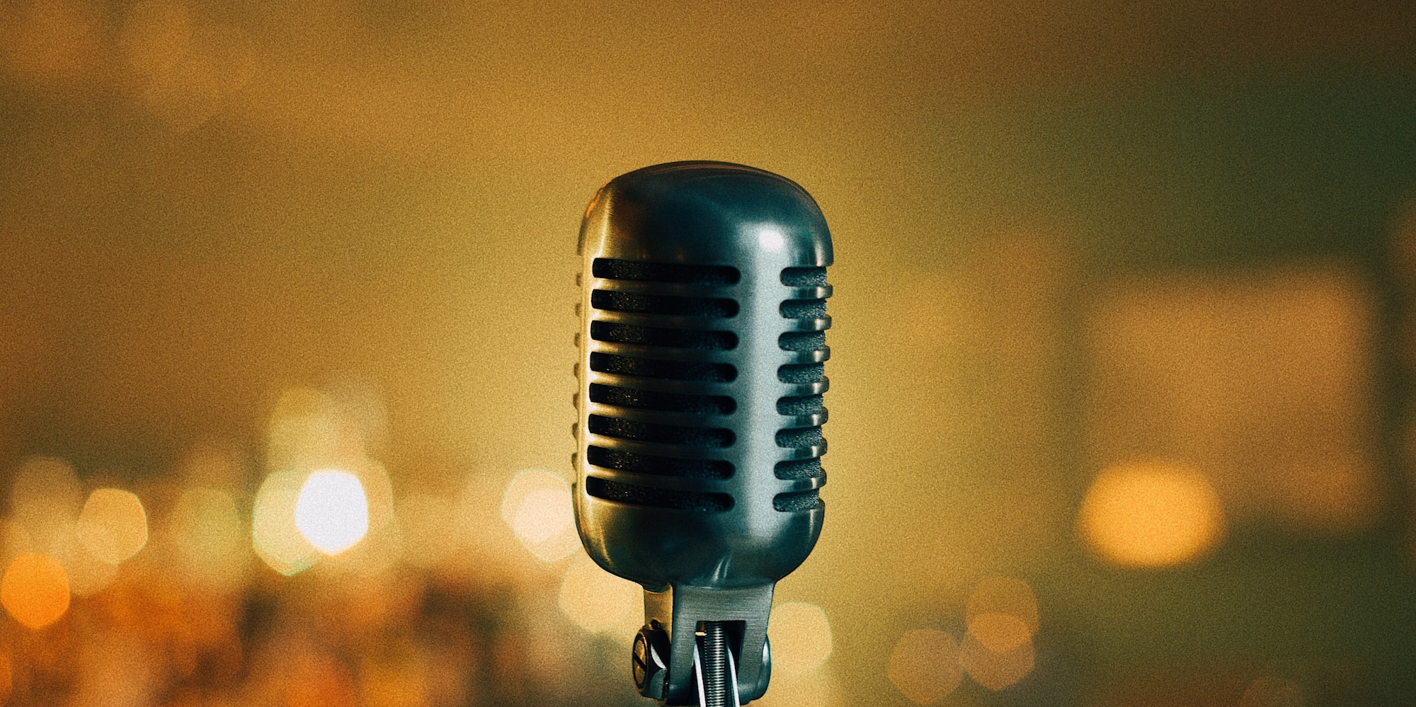 a close up of a microphone