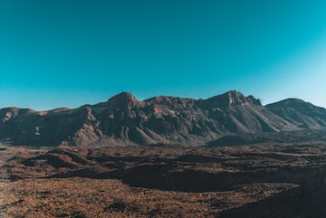 a landscape of a mountain
