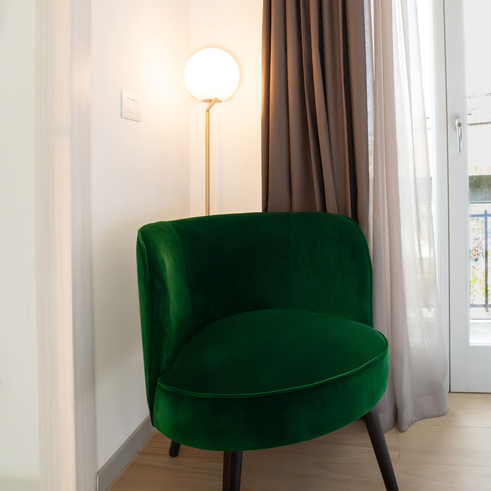 a green chair in a room