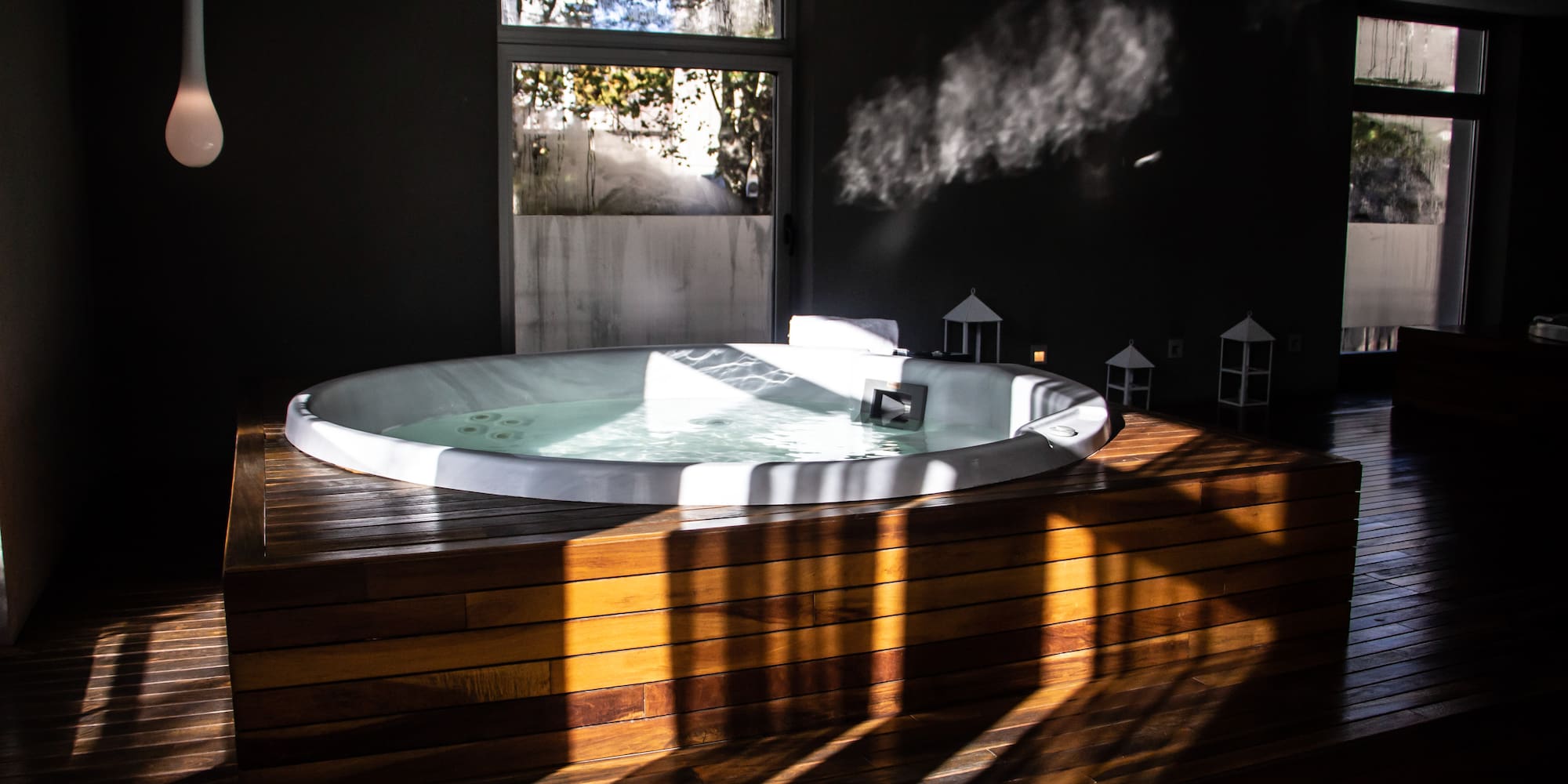 a hot tub in a room
