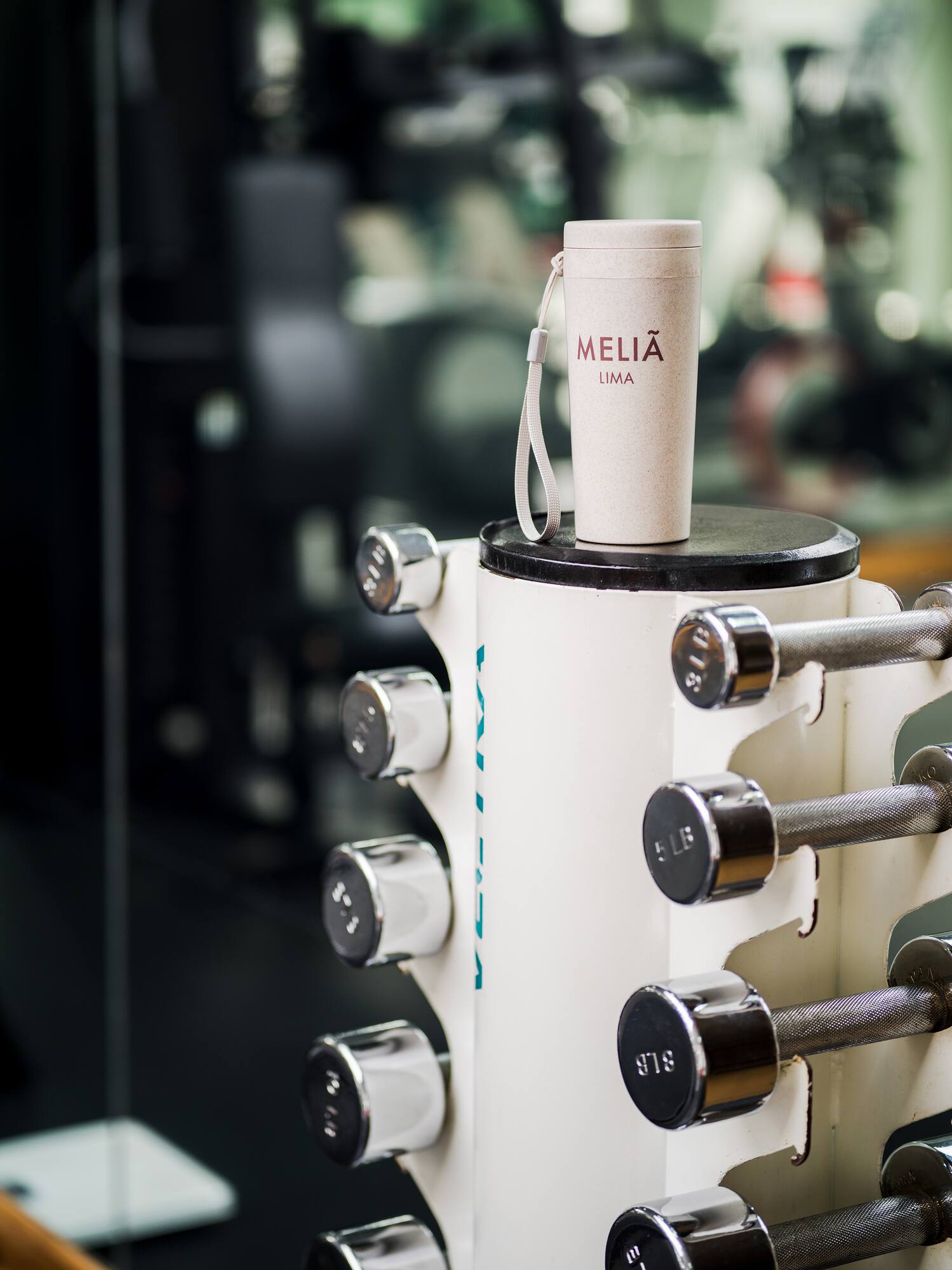 a white object with weights on it