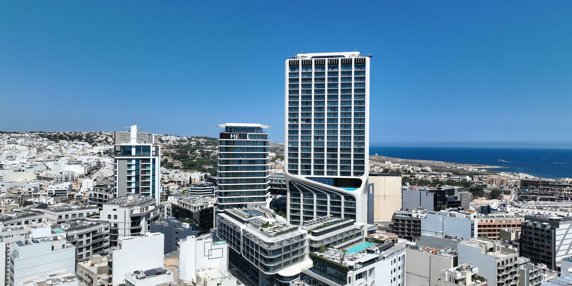 a city with many tall buildings