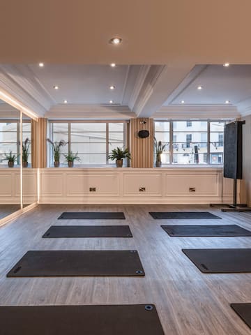 a room with mats on the floor