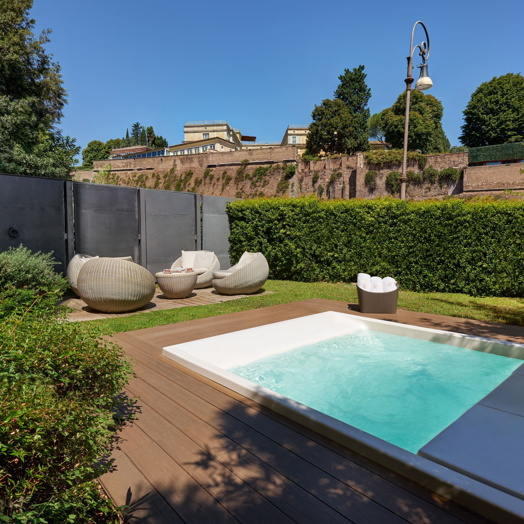a pool in a backyard