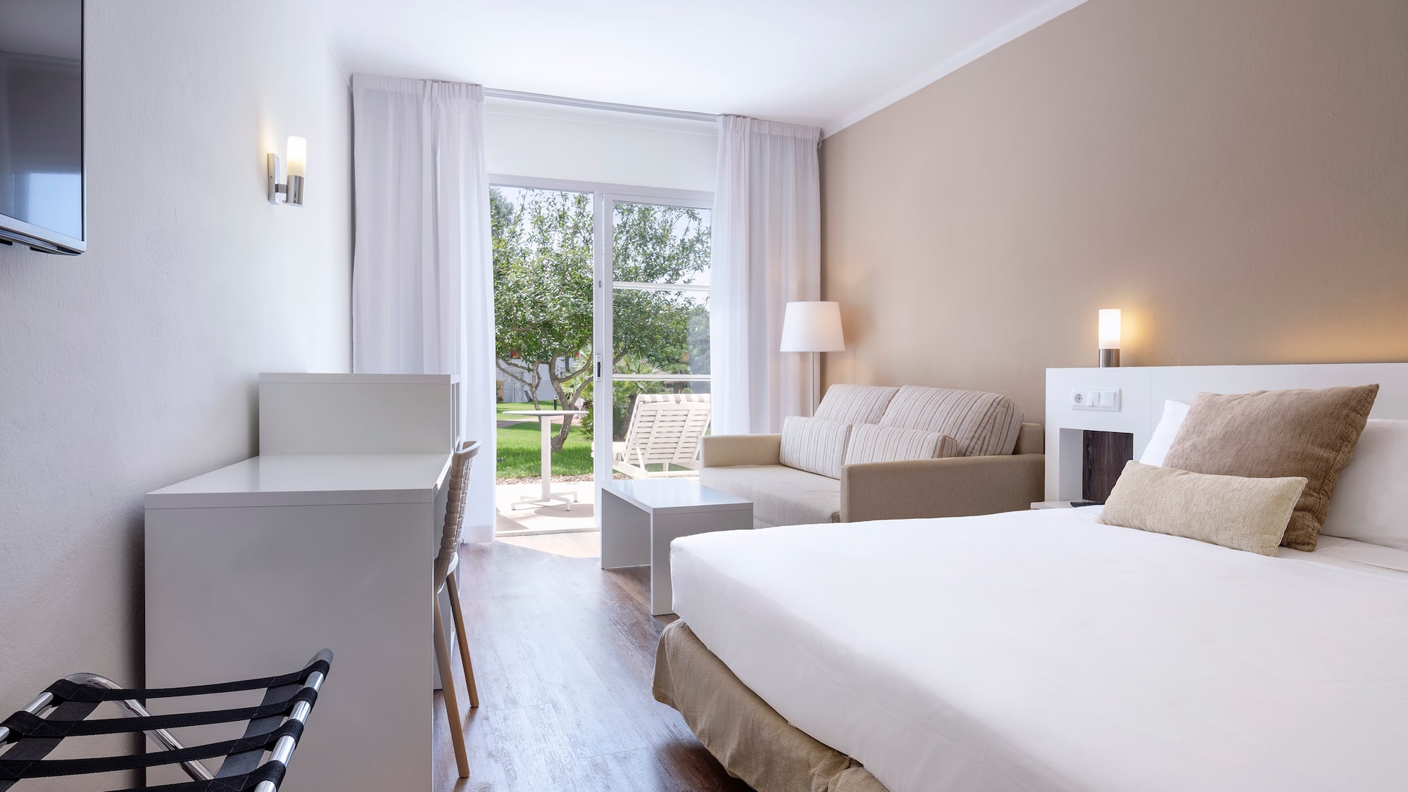 a room with a bed and a table