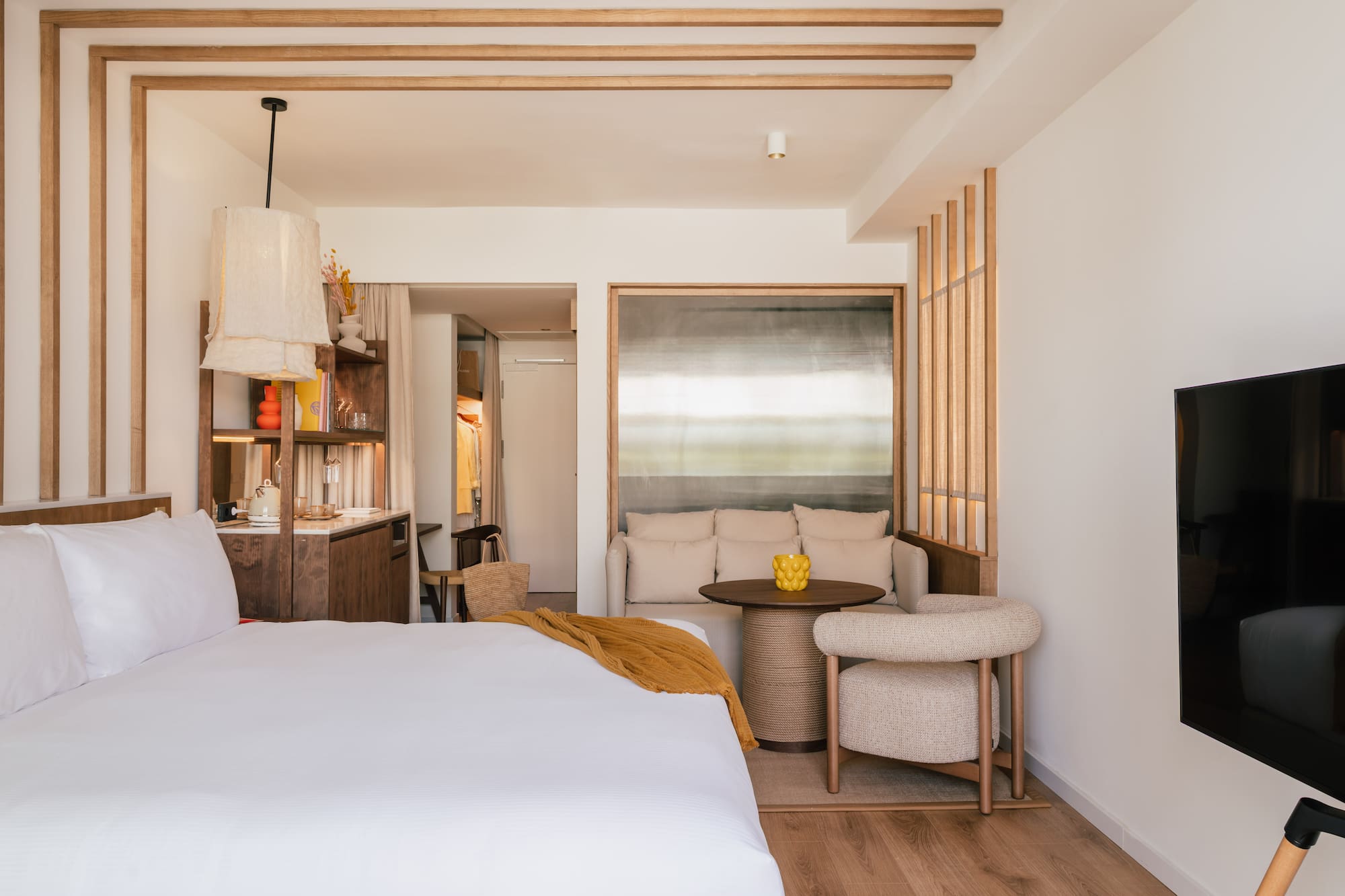 a room with a bed and a table