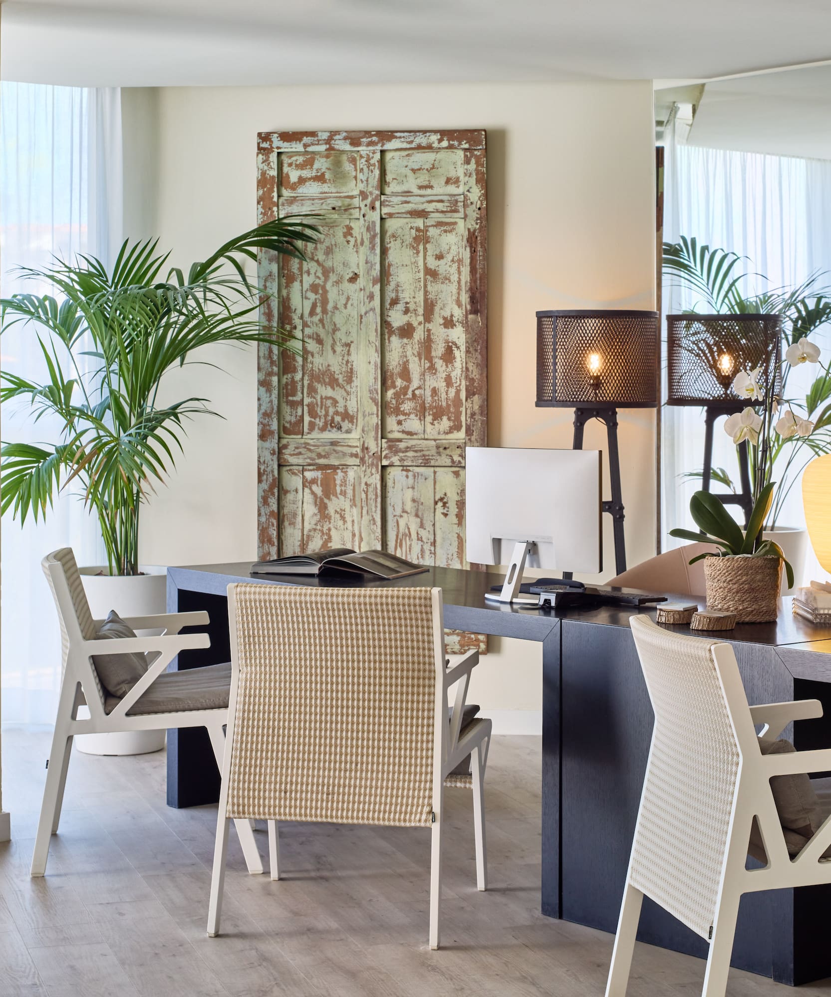 a room with a table and chairs