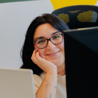 Foto de Paula Ortiz, Copywriter na Meliá.