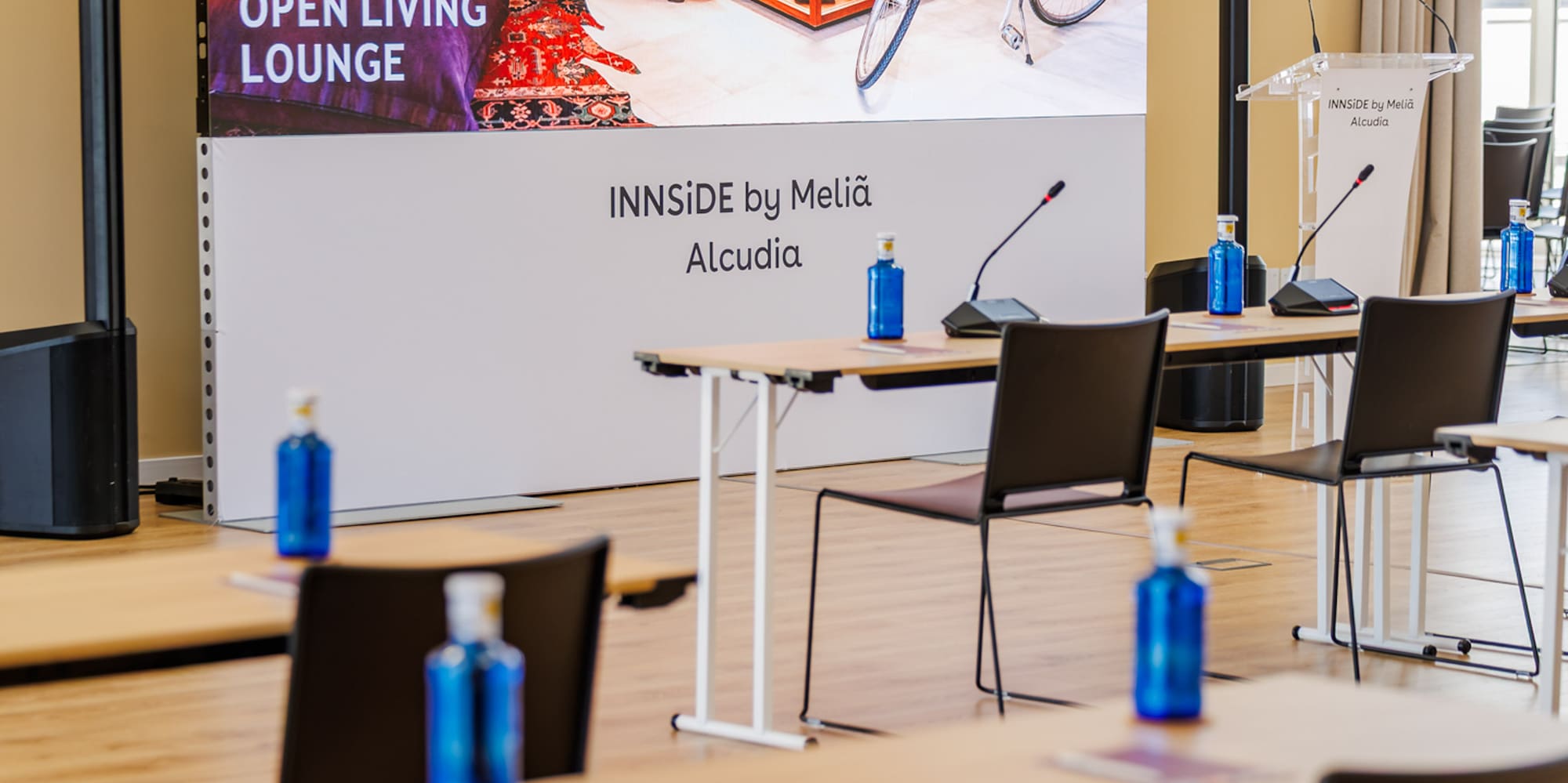 INNSiDE by Meliá Alcudia conference room with Open Living Lounge display.