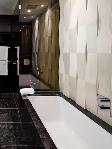 a bathtub in a bathroom