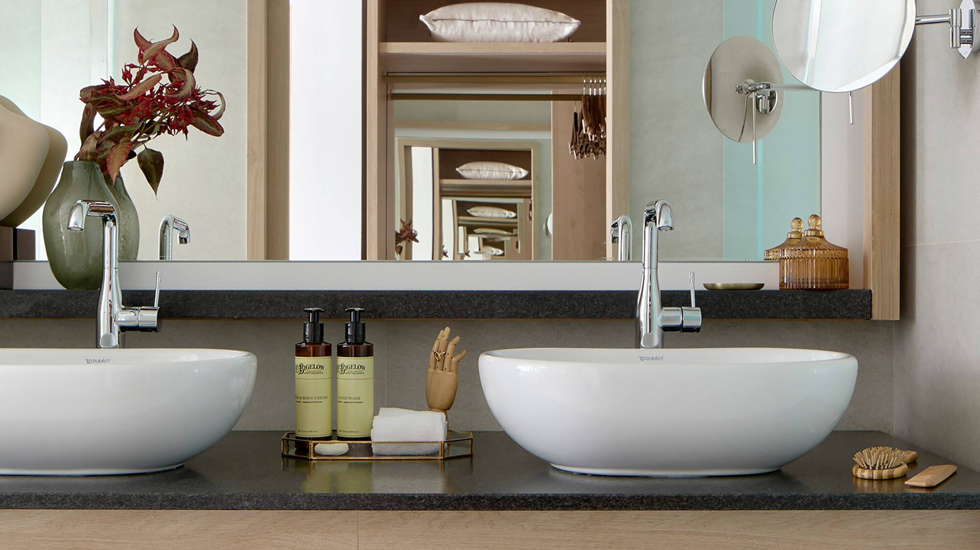 a bathroom with two sinks