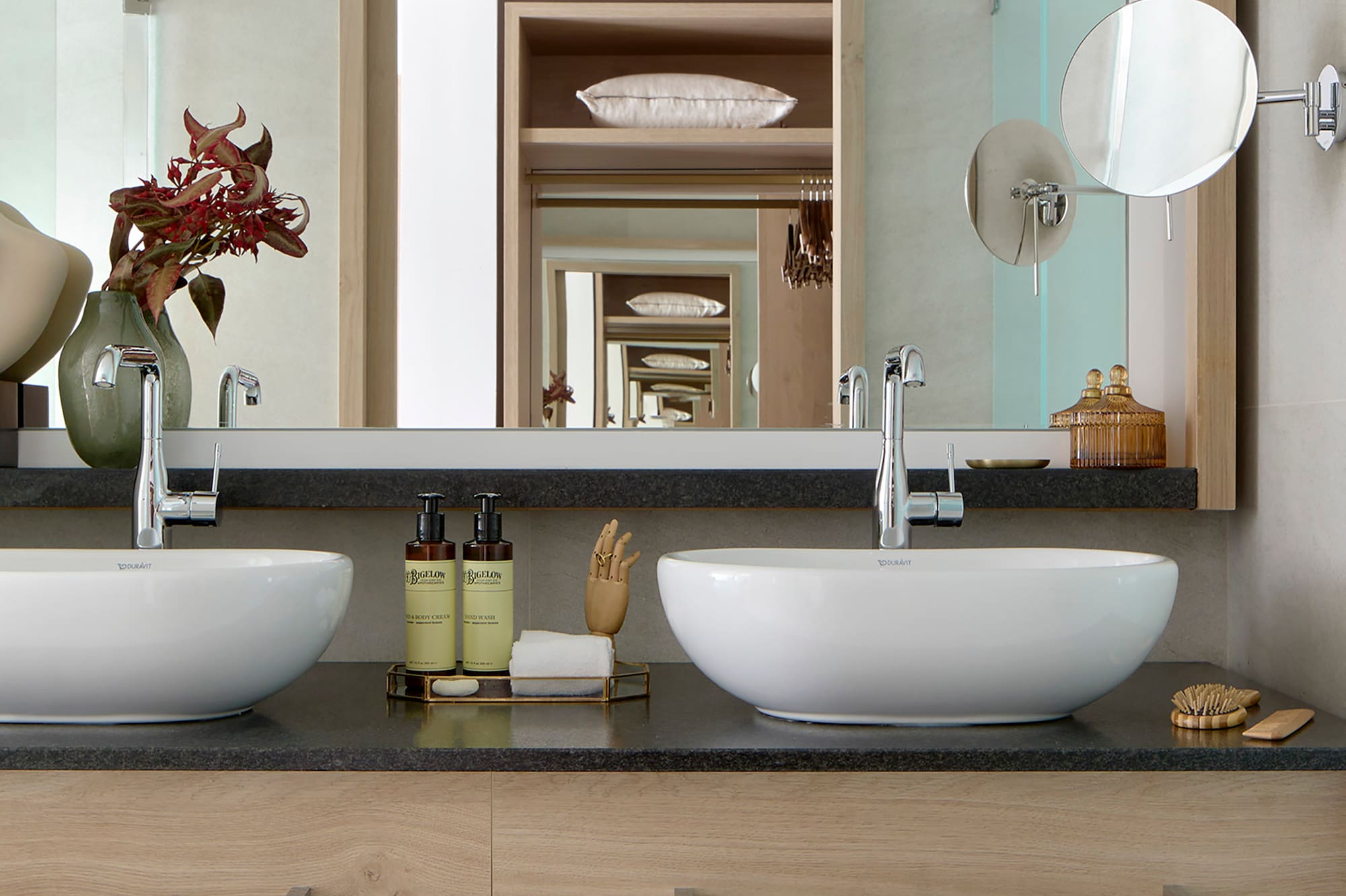 a bathroom with two sinks