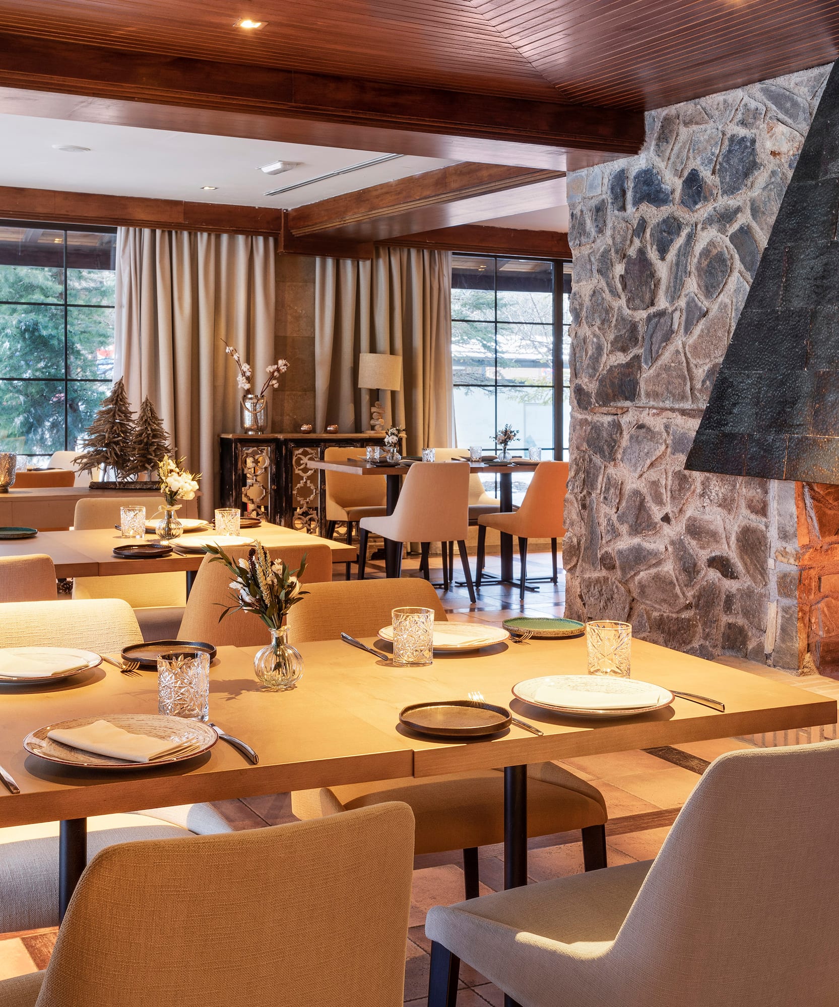 a restaurant with a fireplace