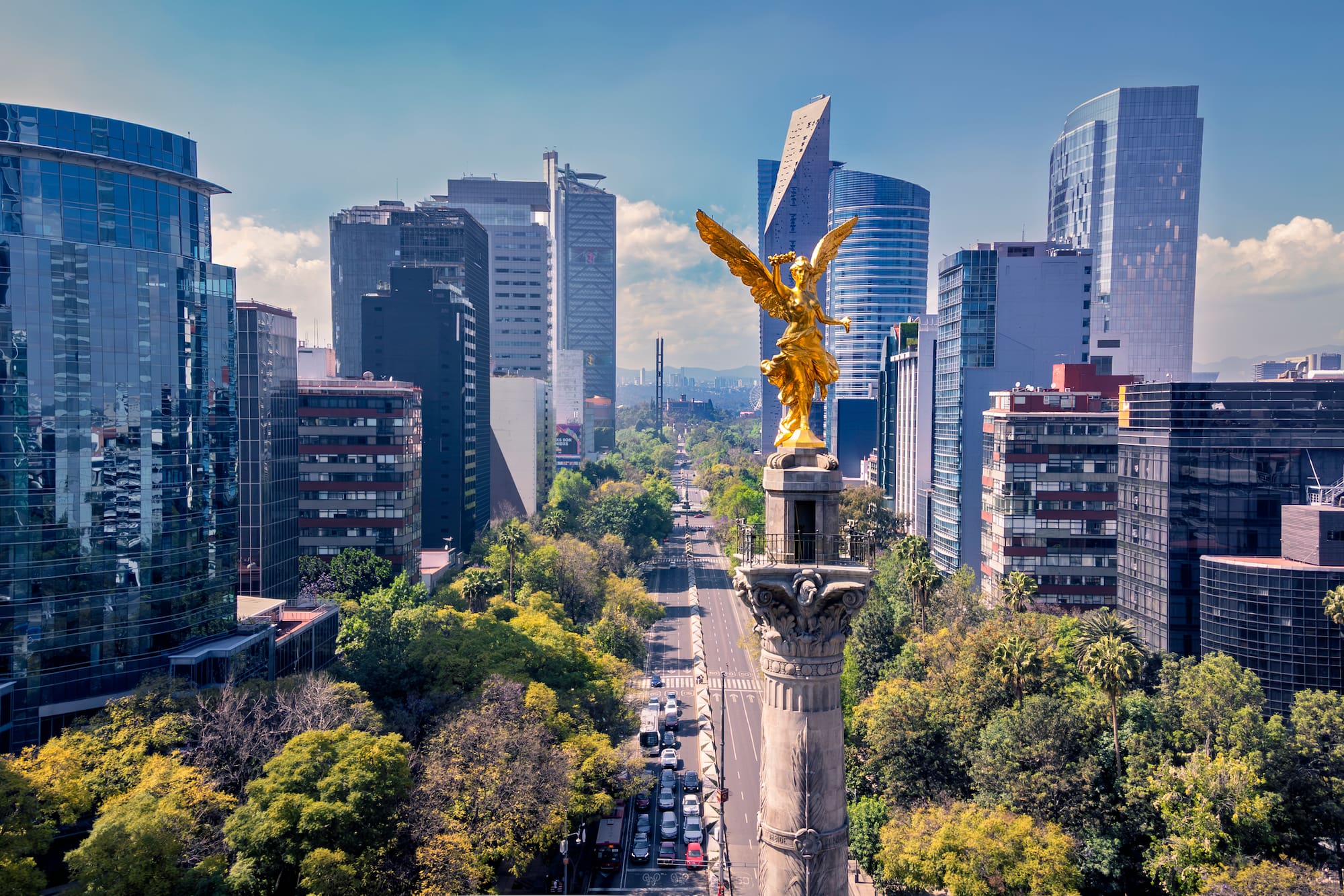 Monumento Ángel de la Independencia, CDMX. Rascacielos y Paseo de la Reforma.