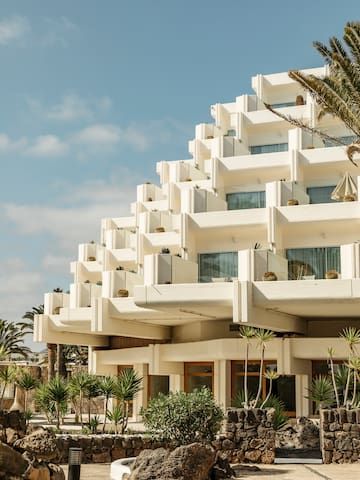 a building with many balconies