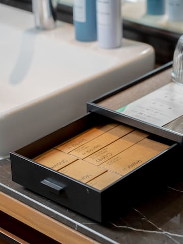 a box with a lid open