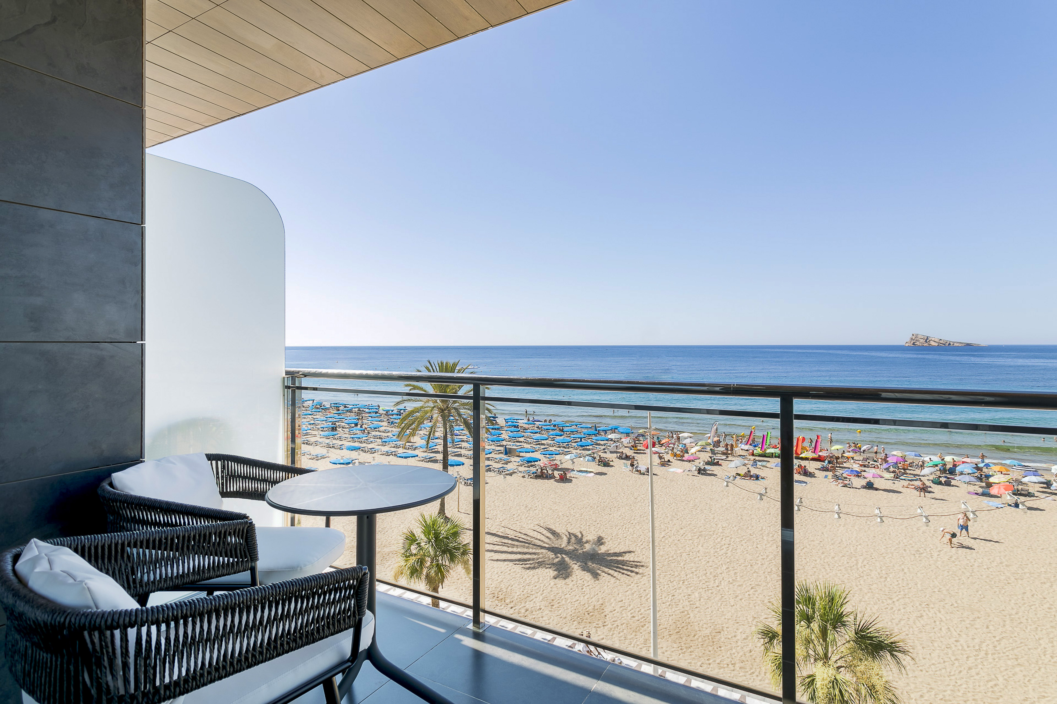 innside-costablanca-hotel-recommended-for-adults-in-benidorm-melia