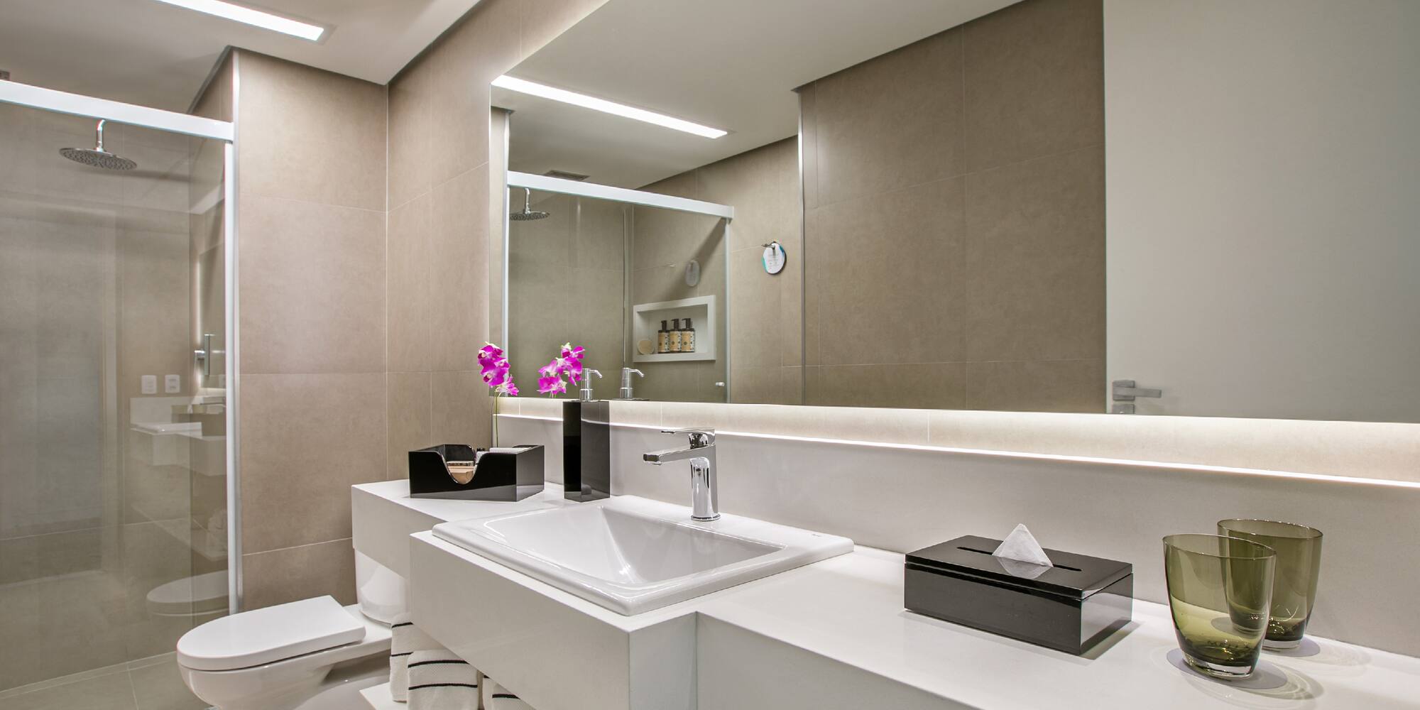 a bathroom with a sink and a toilet