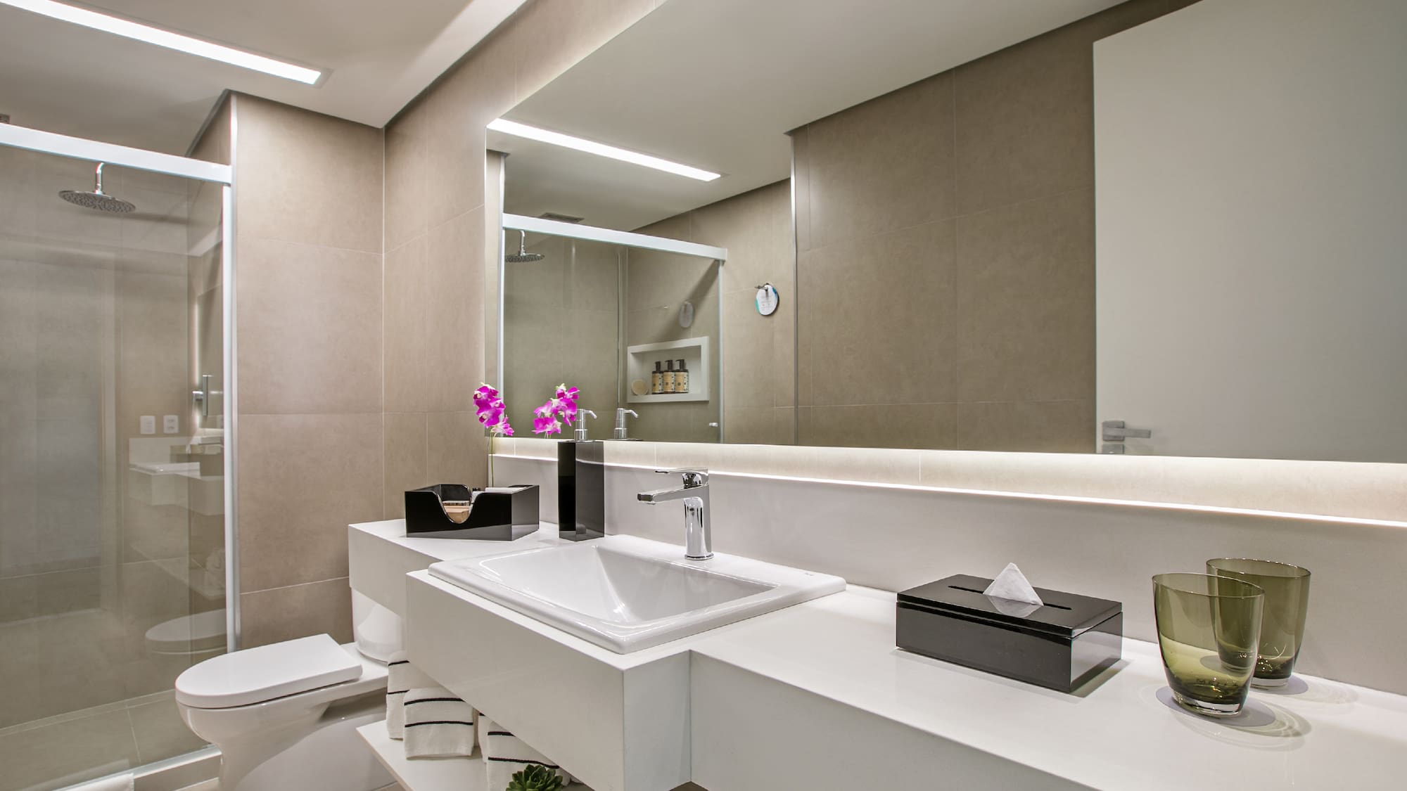 a bathroom with a sink and a toilet