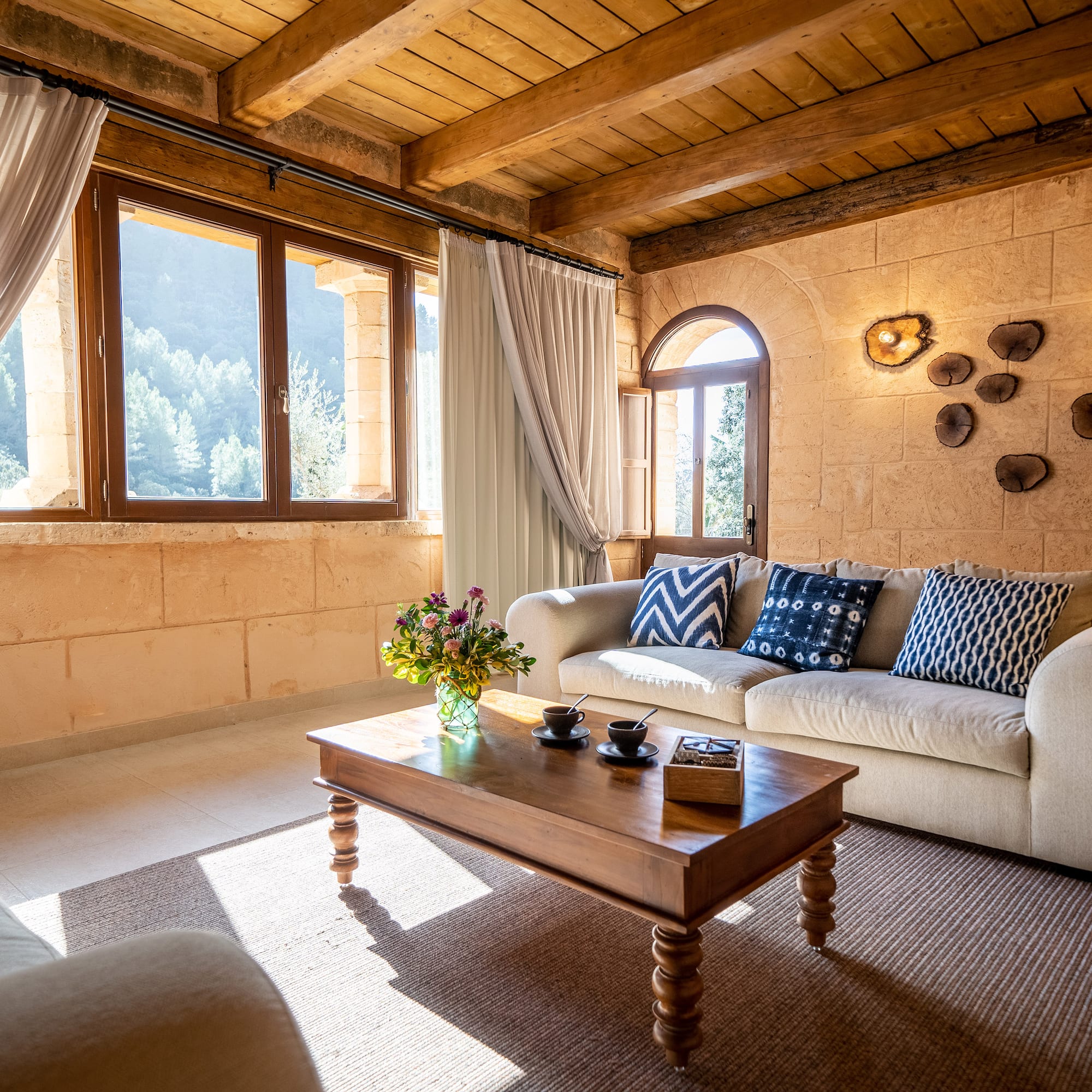 a living room with a couch and a coffee table