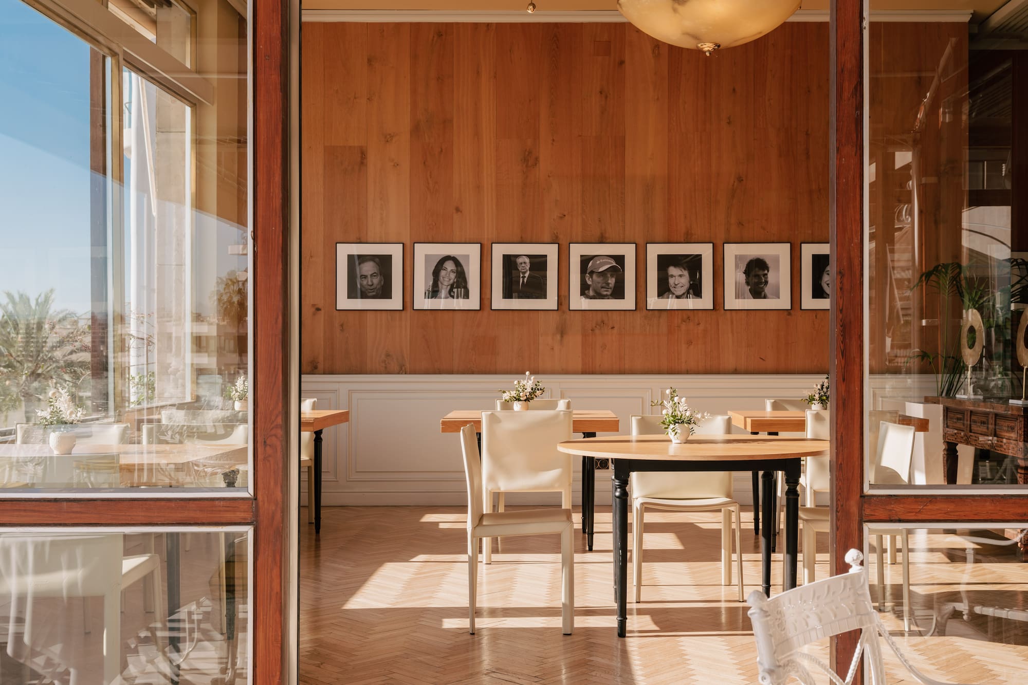 a room with a table and chairs