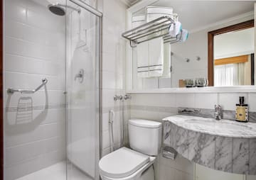 a bathroom with a sink and toilet