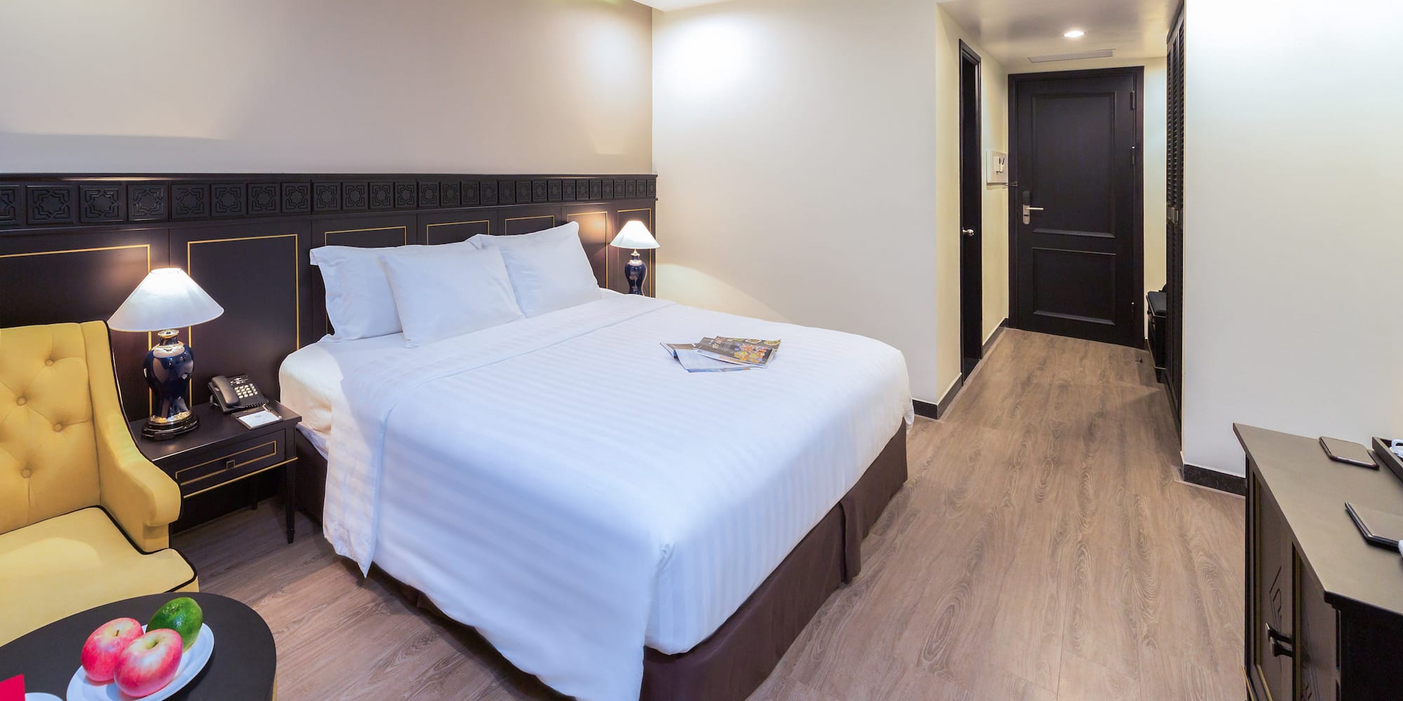 a room with a bed and a table