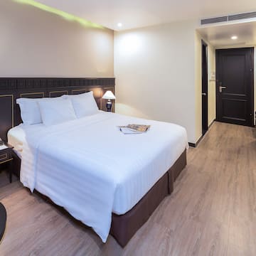 a room with a bed and a table