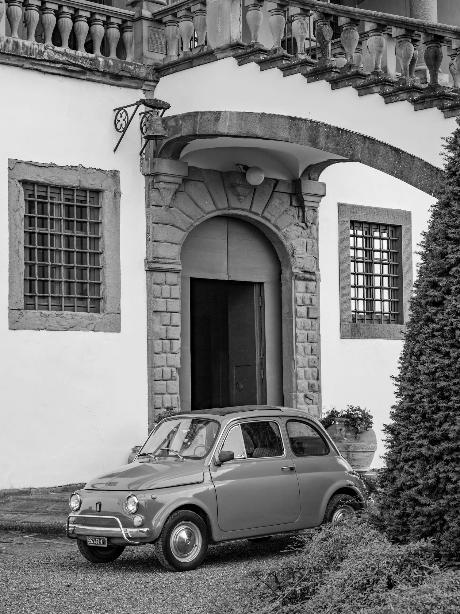 a car parked in front of a building