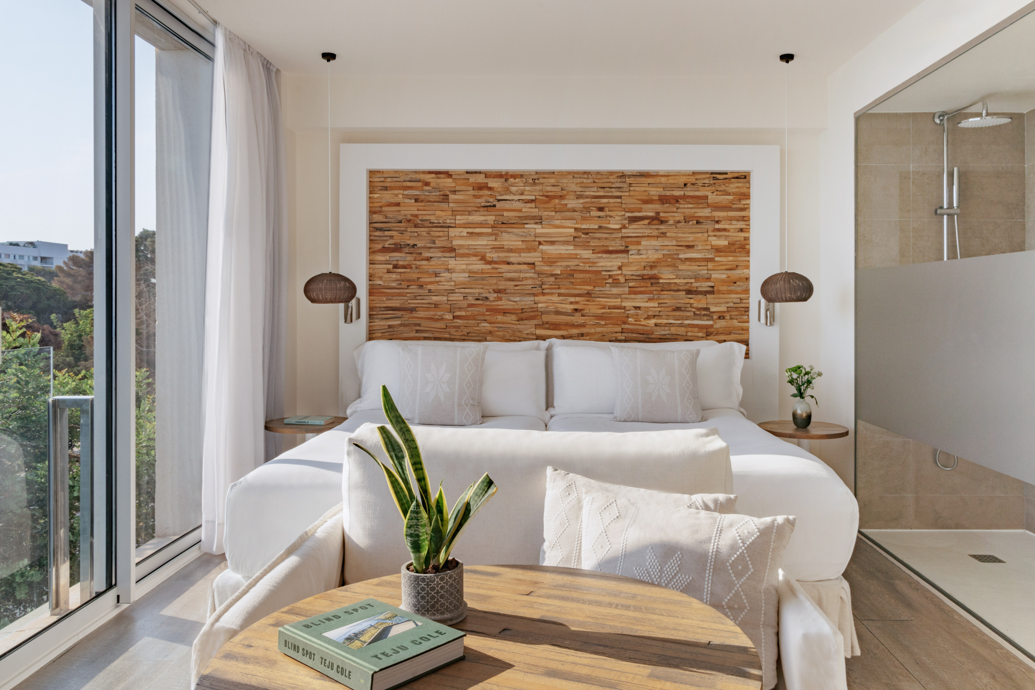 a room with a bed and a table