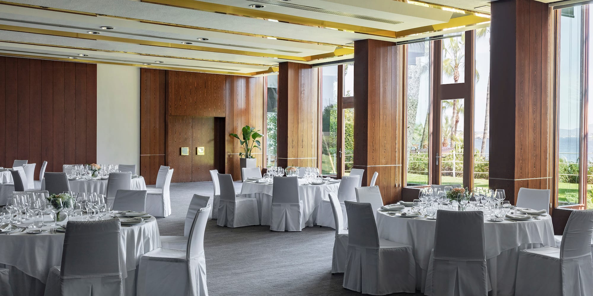 a room with tables and chairs